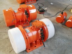 山東XVM-A-40-6振動電機(jī)已發(fā)貨，請馬經(jīng)理注意查收